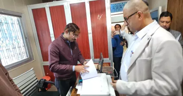 Mohammadabad: डीएम के निर्देश पर नगर पंचायत हरकत में Mohammadabad: डीएम के निर्देश पर नगर पंचायत हरकत में