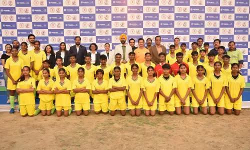 खेल अकादमी में बाइचुंग भूटिया का दौरा, युवाओं को मिला प्रेरणा और मार्गदर्शन का मंच खेल अकादमी में बाइचुंग भूटिया का दौरा, युवाओं को मिला प्रेरणा और मार्गदर्शन का मंच