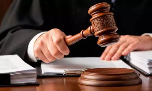 High Court ने प्रोजेक्ट पीड़ितों के साथ हुए अन्याय का संज्ञान लिया High Court ने प्रोजेक्ट पीड़ितों के साथ हुए अन्याय का संज्ञान लिया