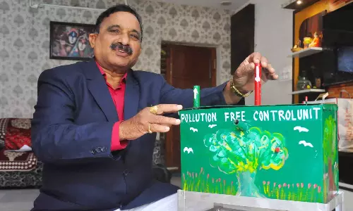 पिता-पुत्री ने ऑटो Pollution घटाने वाला इनोवेटिव डिवाइस पेटेंट कराया पिता-पुत्री ने ऑटो Pollution घटाने वाला इनोवेटिव डिवाइस पेटेंट कराया