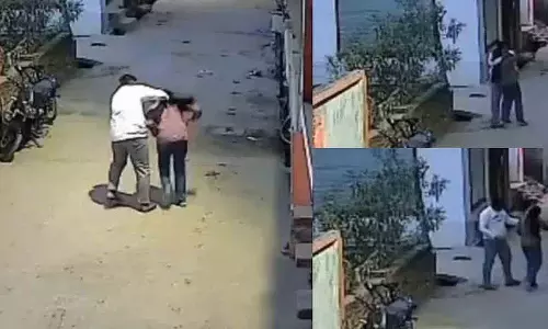 Mainpuri में 12वीं क्लास के छात्र ने टीचर पर हमला किया, होंठ काट दिए