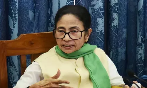Budget के बाद ममता ने दावा किया कि राज्य में बेरोज़गारी घटकर 45.65% हो गई Budget के बाद ममता ने दावा किया कि राज्य में बेरोज़गारी घटकर 45.65% हो गई
