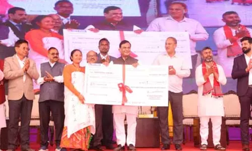 असम विधानसभा चुनाव: सीएम हिमंत बिस्वा सरमा ने भाजपा के लिए जमीनी स्तर पर तेज किया अभियान असम विधानसभा चुनाव: सीएम हिमंत बिस्वा सरमा ने भाजपा के लिए जमीनी स्तर पर तेज किया अभियान