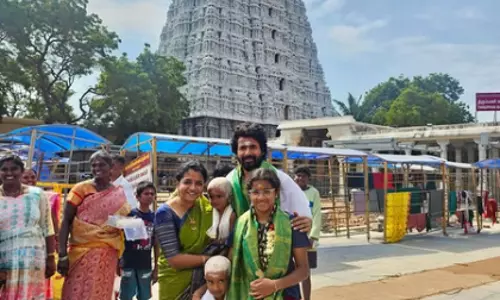 Sivakarthikeyan ने परिवार के साथ तिरुचेंदूर मुरुगन मंदिर में पूजा-अर्चना की