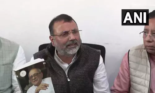 किताबें ही किताबें – मनोहर कहानियों का अनोखा संकलन, निशिकांत दुबे:
