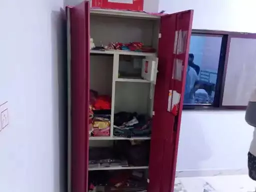 बिल्डिंग ठेकेदार के घर 3 लाख की चोरी, दुर्ग अमलेश्वर में वारदात बिल्डिंग ठेकेदार के घर 3 लाख की चोरी, दुर्ग अमलेश्वर में वारदात