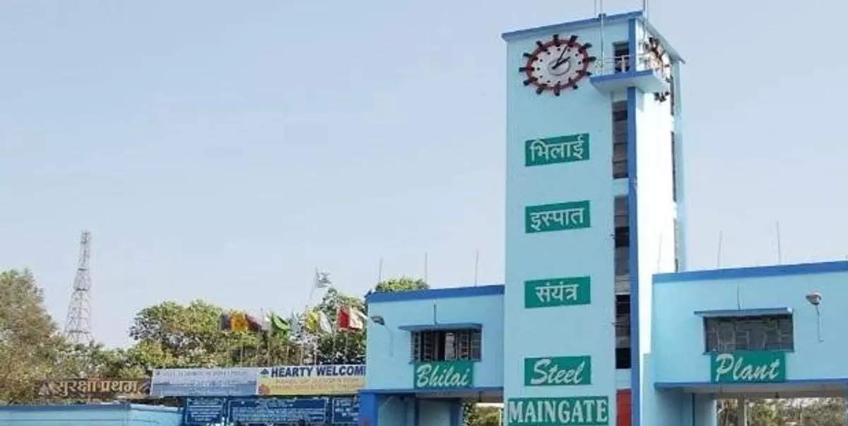 CISF की त्वरित कार्रवाई से बीएसपी प्लांट में घुसे चोर अरेस्ट CISF की त्वरित कार्रवाई से बीएसपी प्लांट में घुसे चोर अरेस्ट