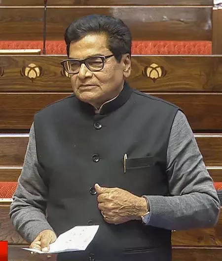 लोकसभा में विपक्षी सांसदों के सत्तापक्ष की बेल तक पहुंचने पर रामगोपाल यादव बोले- अगर ऐसा हुआ तो यह गलत लोकसभा में विपक्षी सांसदों के सत्तापक्ष की बेल तक पहुंचने पर रामगोपाल यादव बोले- अगर ऐसा हुआ तो यह गलत