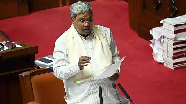 संसद में विपक्षी नेता की आवाज़ को दबाने की लगातार कोशिशें बहुत चिंताजनक बात है: CM संसद में विपक्षी नेता की आवाज़ को दबाने की लगातार कोशिशें बहुत चिंताजनक बात है: CM