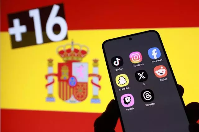 Madrid: बच्चों के सोशल मीडिया उपयोग पर यूरोप में कड़ा रुख Madrid: बच्चों के सोशल मीडिया उपयोग पर यूरोप में कड़ा रुख