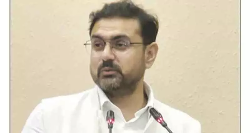 सतीश शर्मा ने Jammu में कश्मीरी संस्कृति बचाने में सिनेमा की भूमिका पर ज़ोर दिया सतीश शर्मा ने Jammu में कश्मीरी संस्कृति बचाने में सिनेमा की भूमिका पर ज़ोर दिया