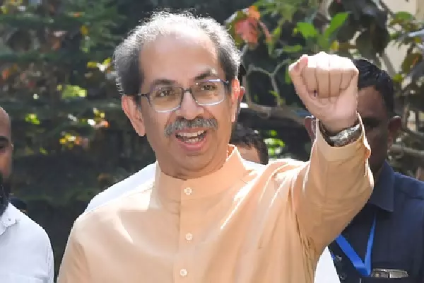 India-US व्यापार समझौता किसानों के लिए घातक: शिवसेना (UBT) India-US व्यापार समझौता किसानों के लिए घातक: शिवसेना (UBT)