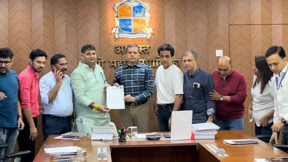 Thane : पशु कार्यकर्ताओं ने नगर निगम से आवारा कुत्तों के कल्याण के लिए तत्काल सुधार की मांग की Thane : पशु कार्यकर्ताओं ने नगर निगम से आवारा कुत्तों के कल्याण के लिए तत्काल सुधार की मांग की