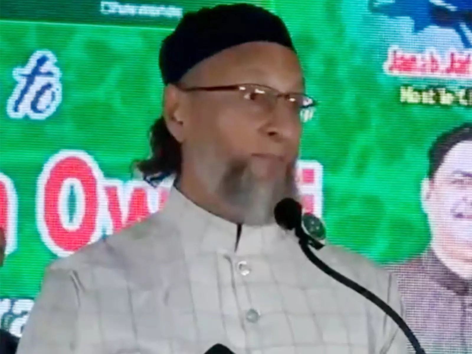 ओवैसी ने मिया वाली टिप्पणी पर असम के CM सरमा पर हमला किया ओवैसी ने मिया वाली टिप्पणी पर असम के CM सरमा पर हमला किया
