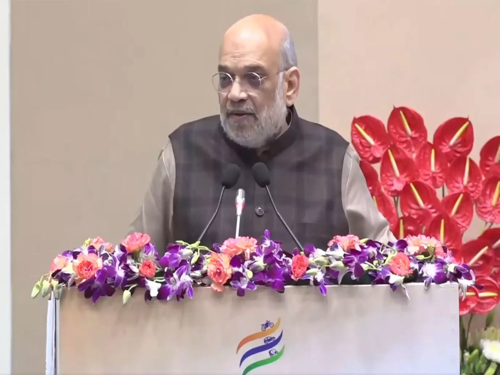 केंद्रीय गृह एवं सहकारिता मंत्री Amit Shah ने भारत टैक्सी ऐप लॉन्च किया केंद्रीय गृह एवं सहकारिता मंत्री Amit Shah ने भारत टैक्सी ऐप लॉन्च किया