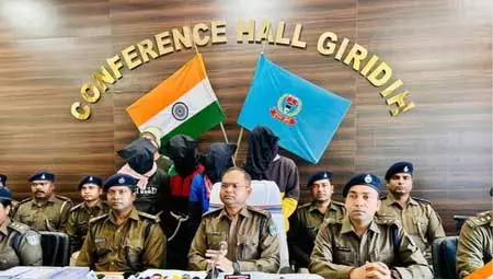 गैंगरेप मामले में चार नाबालिगों सहित आठ आरोपियों को पकड़ा गैंगरेप मामले में चार नाबालिगों सहित आठ आरोपियों को पकड़ा