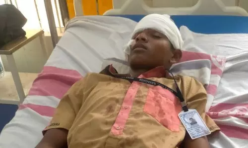 रायगडा ITI का छात्र हमले के बाद गंभीर रूप से घायल रायगडा ITI का छात्र हमले के बाद गंभीर रूप से घायल