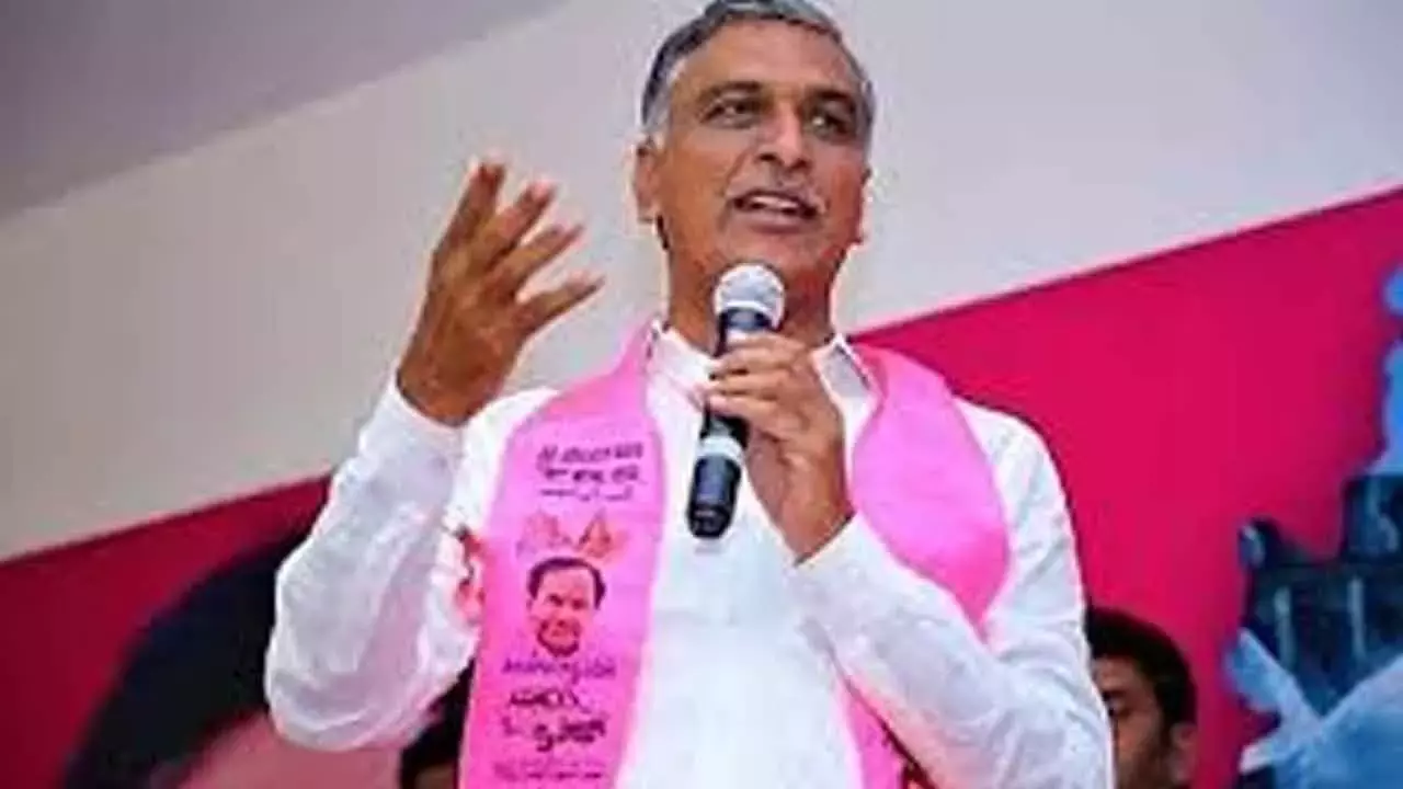 Harish ने अपमानजनक भाषा का इस्तेमाल करने के लिए रेवंत की आलोचना की Harish ने अपमानजनक भाषा का इस्तेमाल करने के लिए रेवंत की आलोचना की