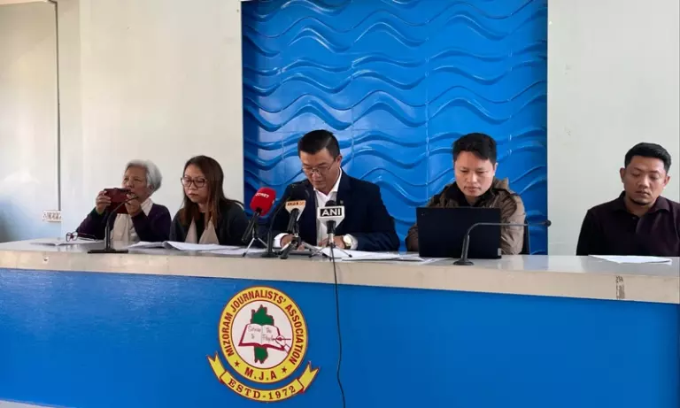 Mizoram फर्स्ट ने आइजोल में गैर-स्थानीय लोगों के दबदबे को आर्थिक गुलामी बताया Mizoram फर्स्ट ने आइजोल में गैर-स्थानीय लोगों के दबदबे को आर्थिक गुलामी बताया