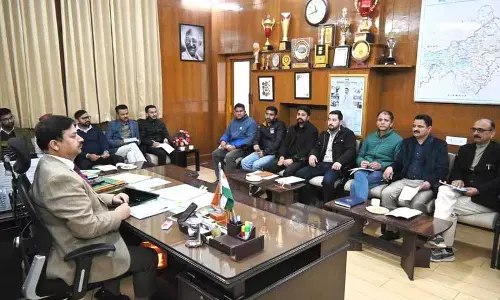 Shimla DC ने कहा कि जिले के युवाओं को सरकारी और प्राइवेट ऑफिस में ट्रेनिंग दी जाएगी Shimla DC ने कहा कि जिले के युवाओं को सरकारी और प्राइवेट ऑफिस में ट्रेनिंग दी जाएगी