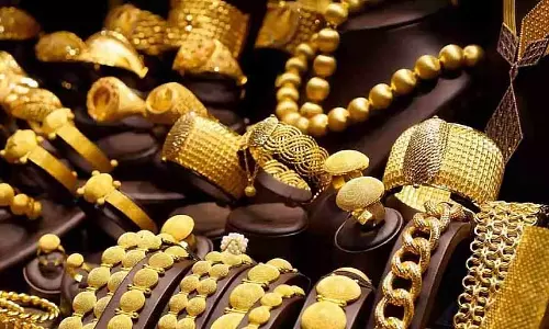 Chennai: 6 फरवरी, 2026 को सोने और चांदी की कीमतों में गिरावट आई