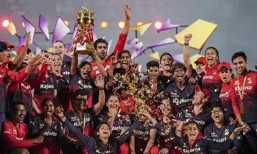 ई साला कप नामदु: RCB ने दूसरा WPL खिताब जीता, स्मृति मंधाना आगे रही ई साला कप नामदु: RCB ने दूसरा WPL खिताब जीता, स्मृति मंधाना आगे रही