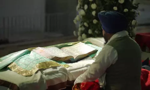 Guru Ravidas की 649वीं जयंती, दूसरे दिन खुरालगढ़ साहिब में बड़ी संख्या में श्रद्धालु उमड़े