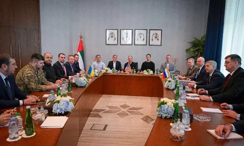 UAE में रूस-यूक्रेन वार्ता का दूसरा दौर, कैदी अदला-बदली पर सहमति UAE में रूस-यूक्रेन वार्ता का दूसरा दौर, कैदी अदला-बदली पर सहमति