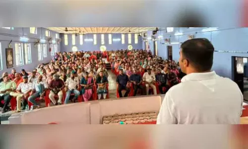 आठ साल से सैलरी में कोई बढ़ोतरी नहीं; Private सेक्टर की नर्सें हड़ताल पर जाएंगी आठ साल से सैलरी में कोई बढ़ोतरी नहीं; Private सेक्टर की नर्सें हड़ताल पर जाएंगी