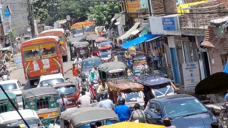 Farrukhabad: एसपी की टीमें भी नहीं सुलझा पाईं हत्या Farrukhabad: एसपी की टीमें भी नहीं सुलझा पाईं हत्या