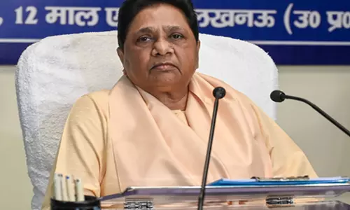 Farrukhabad: ब्राह्मणों के अपमान पर मायावती का तीखा रुख Farrukhabad: ब्राह्मणों के अपमान पर मायावती का तीखा रुख