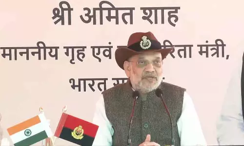 जम्मू और कश्मीर दौरे के दूसरे दिन, Union Home Minister ने सीमा सुरक्षा की समीक्षा की