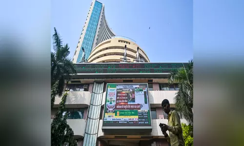 RBI एमपीसी के बाद भारतीय शेयर बाजार तेजी के साथ बंद, सेंसेक्स 266 अंक उछला RBI एमपीसी के बाद भारतीय शेयर बाजार तेजी के साथ बंद, सेंसेक्स 266 अंक उछला