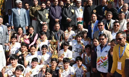 Himachal ने स्कूलों में छात्रों के लिए मोबाइल पर रोक लगाई