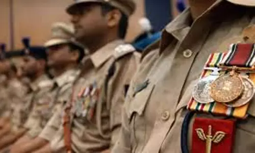 Bhopal: 269 पुलिस अधिकारियों-कर्मचारियों को उत्कृष्ट सेवा सम्मान