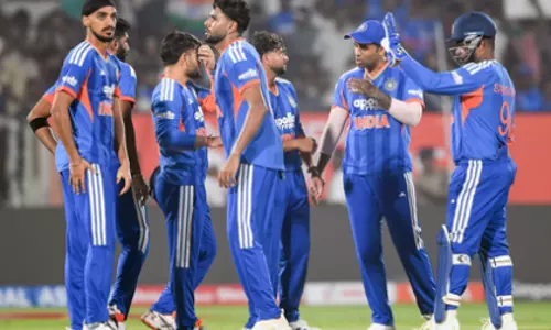 T20 वर्ल्ड कप: इयान बिशप का विश्वास – भारत घर पर ट्रॉफी बरकरार रखेगा T20 वर्ल्ड कप: इयान बिशप का विश्वास – भारत घर पर ट्रॉफी बरकरार रखेगा