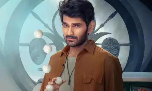 Anish की नई फिल्म इटलु अर्जुन: खास वीडियो में दिखा गूंगा हीरो का रूप Anish की नई फिल्म इटलु अर्जुन: खास वीडियो में दिखा गूंगा हीरो का रूप