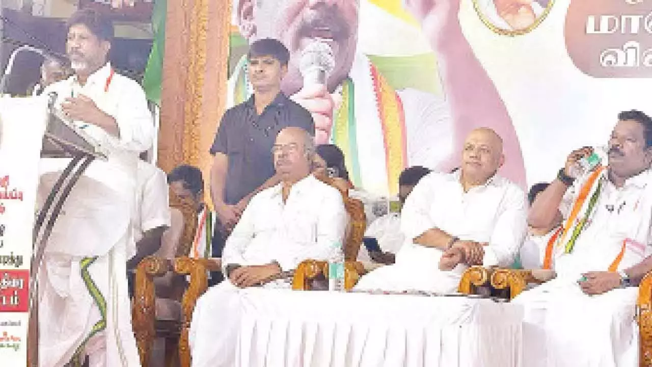 Telangana: भट्टी ने मनरेगा से गांधी का नाम हटाने पर सवाल उठाया Telangana: भट्टी ने मनरेगा से गांधी का नाम हटाने पर सवाल उठाया