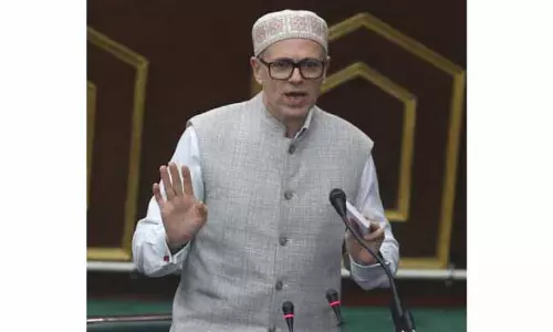केंद्र को विधानसभा वाली UT शासन प्रणाली को खत्म करना चाहिए: Omar केंद्र को विधानसभा वाली UT शासन प्रणाली को खत्म करना चाहिए: Omar