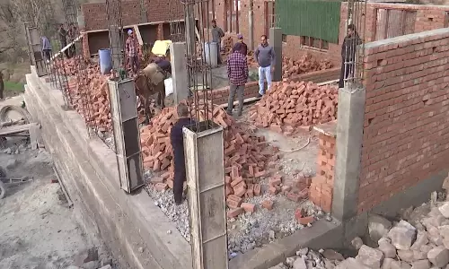 Jammu-कश्मीर में विकास से दूरदराज क्षेत्रों में शिक्षा मजबूत Jammu-कश्मीर में विकास से दूरदराज क्षेत्रों में शिक्षा मजबूत