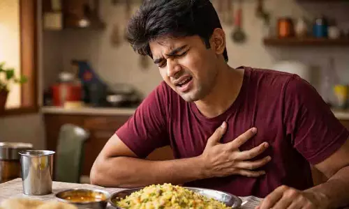 Shivpuri में नाश्ता करते समय हार्ट अटैक आने से एक युवक की मौत हो गई Shivpuri में नाश्ता करते समय हार्ट अटैक आने से एक युवक की मौत हो गई