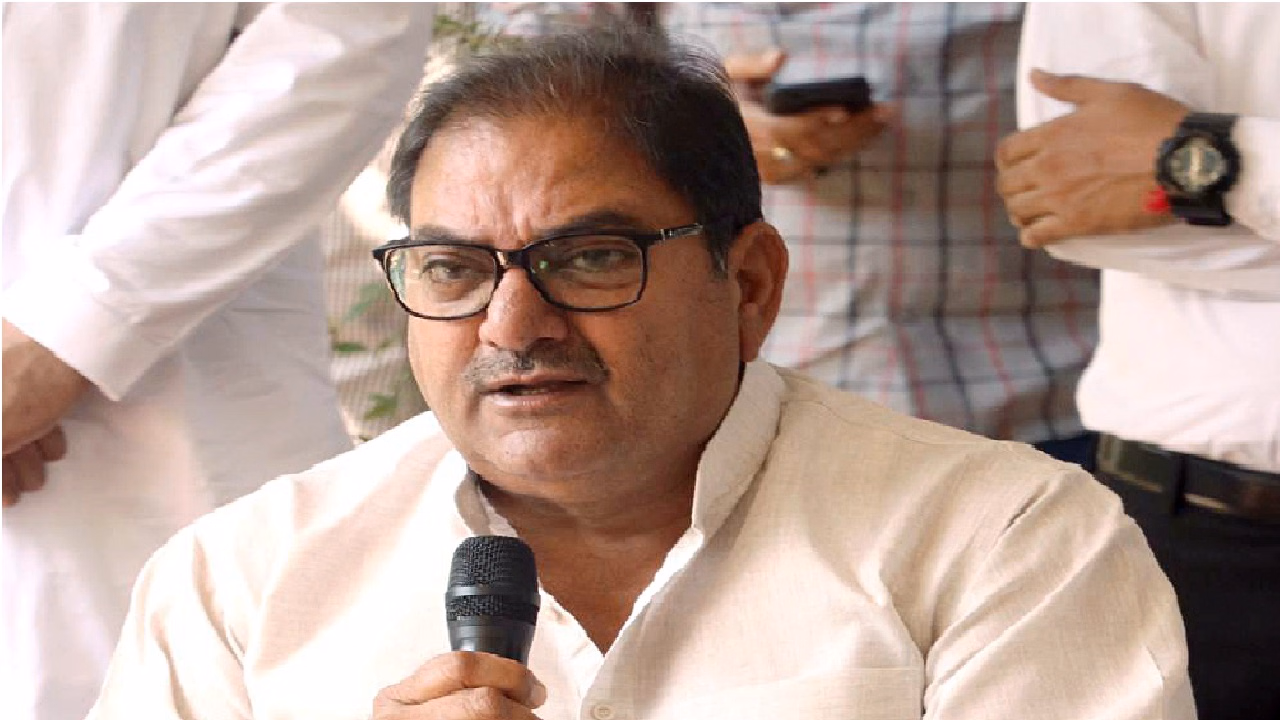 Chandigarh: अभय चौटाला ने भाजपा सरकार पर लगाया दिव्यांग विरोधी आरोप Chandigarh: अभय चौटाला ने भाजपा सरकार पर लगाया दिव्यांग विरोधी आरोप