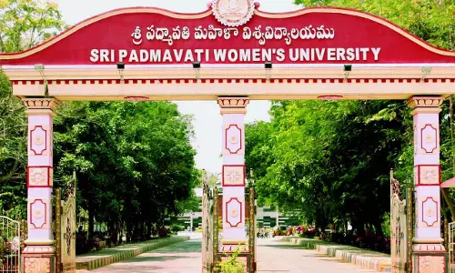 UGC ने तिरुपति में SPMVV के साथ “विकास 2026” कॉन्फ्रेंस आयोजित की
