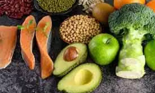 Vitamin E से भरपूर फल और उनके स्वास्थ्य लाभ Vitamin E से भरपूर फल और उनके स्वास्थ्य लाभ