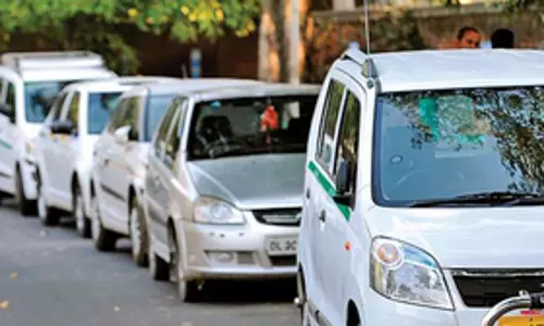 ऐप-आधारित ट्रांसपोर्ट कर्मचारी कल देशव्यापी हड़ताल करेंगे ऐप-आधारित ट्रांसपोर्ट कर्मचारी कल देशव्यापी हड़ताल करेंगे