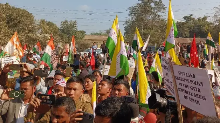 विरोध के बावजूद, फॉरेस्ट पैनल ने असम के कार्बी आंगलोंग में दो पंप स्टोरेज प्रोजेक्ट्स को मंज़ूरी दी विरोध के बावजूद, फॉरेस्ट पैनल ने असम के कार्बी आंगलोंग में दो पंप स्टोरेज प्रोजेक्ट्स को मंज़ूरी दी