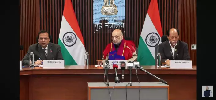 फ्रंटियर Nagaland टेरिटोरियल अथॉरिटी बनाने के लिए त्रिपक्षीय समझौते पर हस्ताक्षर फ्रंटियर Nagaland टेरिटोरियल अथॉरिटी बनाने के लिए त्रिपक्षीय समझौते पर हस्ताक्षर