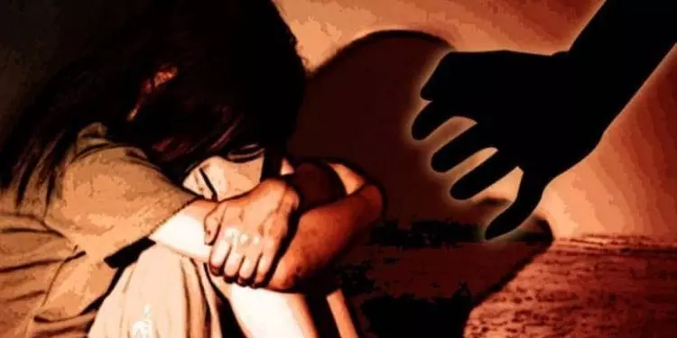 Odisha: OPHWC कर्मचारी ने ‘यौन उत्पीड़न’ के आरोप में पद छोड़ा Odisha: OPHWC कर्मचारी ने ‘यौन उत्पीड़न’ के आरोप में पद छोड़ा