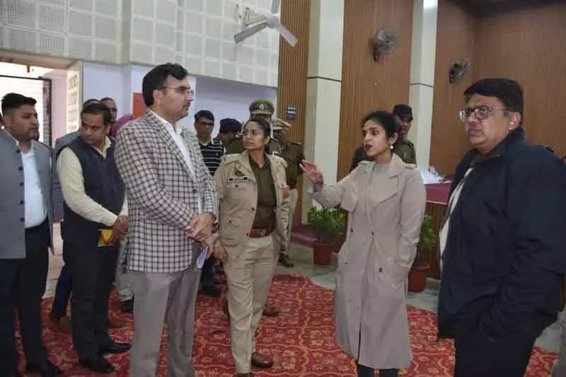 पीएम के परीक्षा पे चर्चा कार्यक्रम के बाद सीएम सैनी छात्रों से बातचीत करेंगे। पीएम के परीक्षा पे चर्चा कार्यक्रम के बाद सीएम सैनी छात्रों से बातचीत करेंगे।