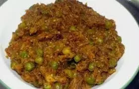Baingan Matar Sabji: घर पर ट्राई करें सर्दियों की स्पेशल बैंगन मटर की चटपटी सब्जी Baingan Matar Sabji: घर पर ट्राई करें सर्दियों की स्पेशल बैंगन मटर की चटपटी सब्जी